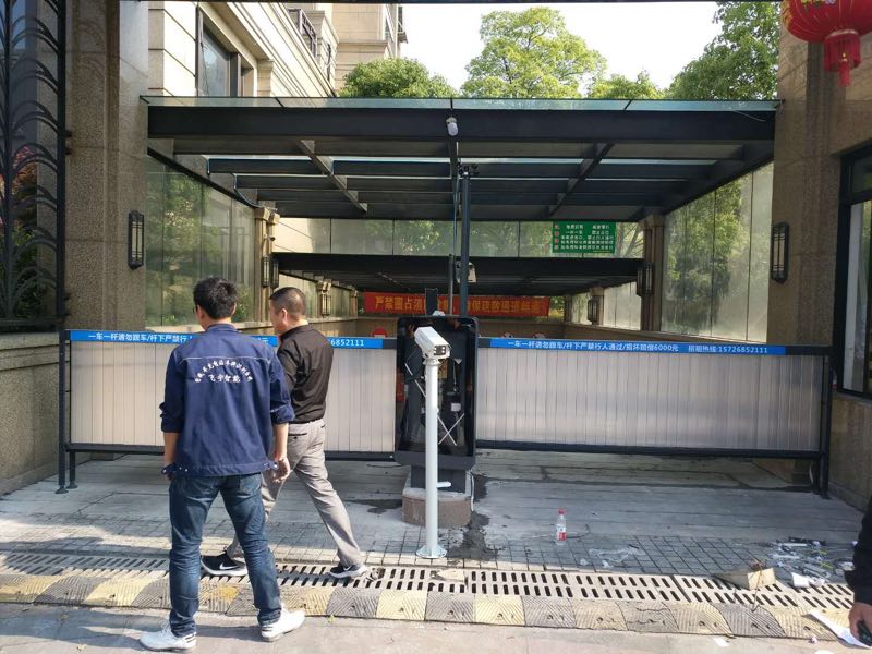 1534694873761417.jpg 3.jpg